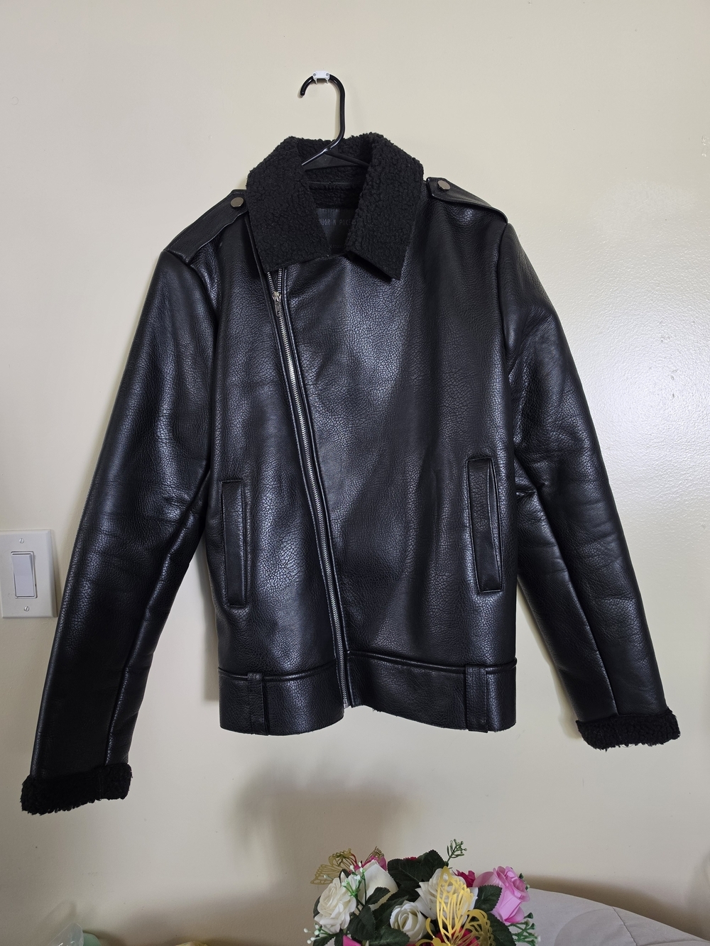 Liquor N Poker Men's Black Shearling Collar Faux Leather Aviator Jacket Size M